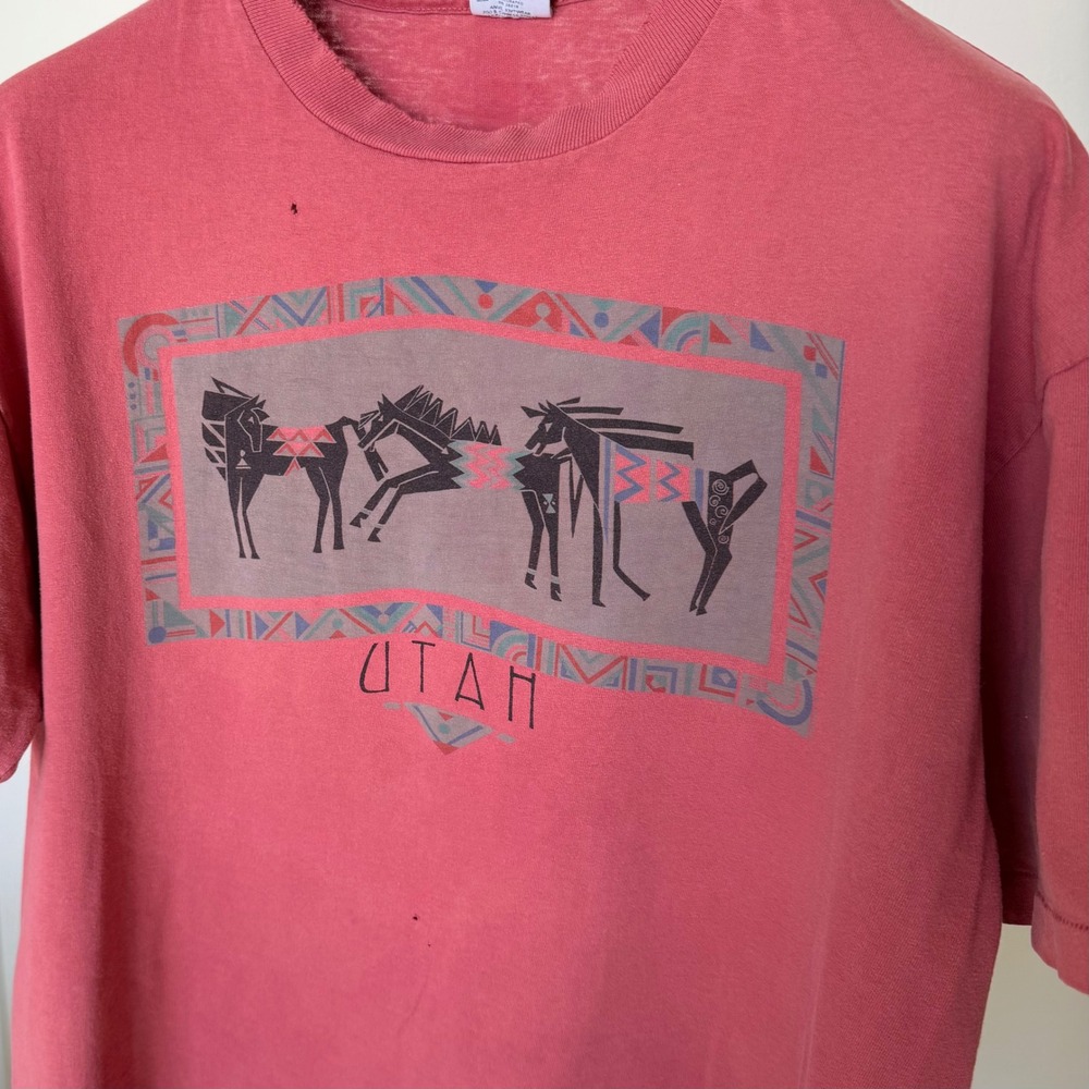 Vintage 90s Anvil Utah Horse Graphic T-Shirt XLDistressed USA Made